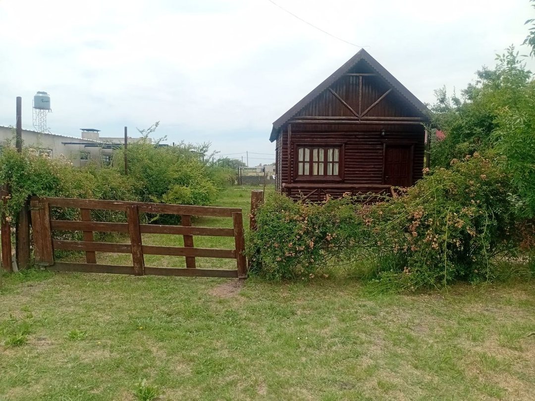 Hermosa cabaña 2 dormitorios y pileta en San Justo