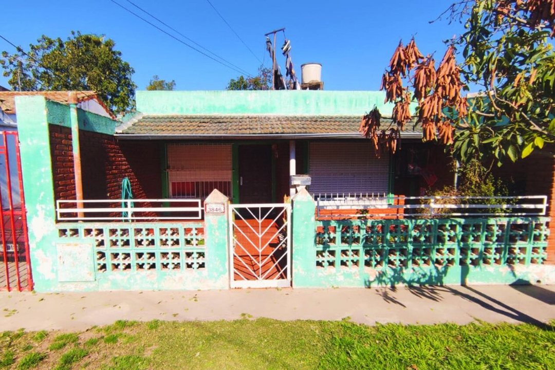 VENTA CASA 7 AMBIENTES PABLO NOGUES MULTIFAMILIAR