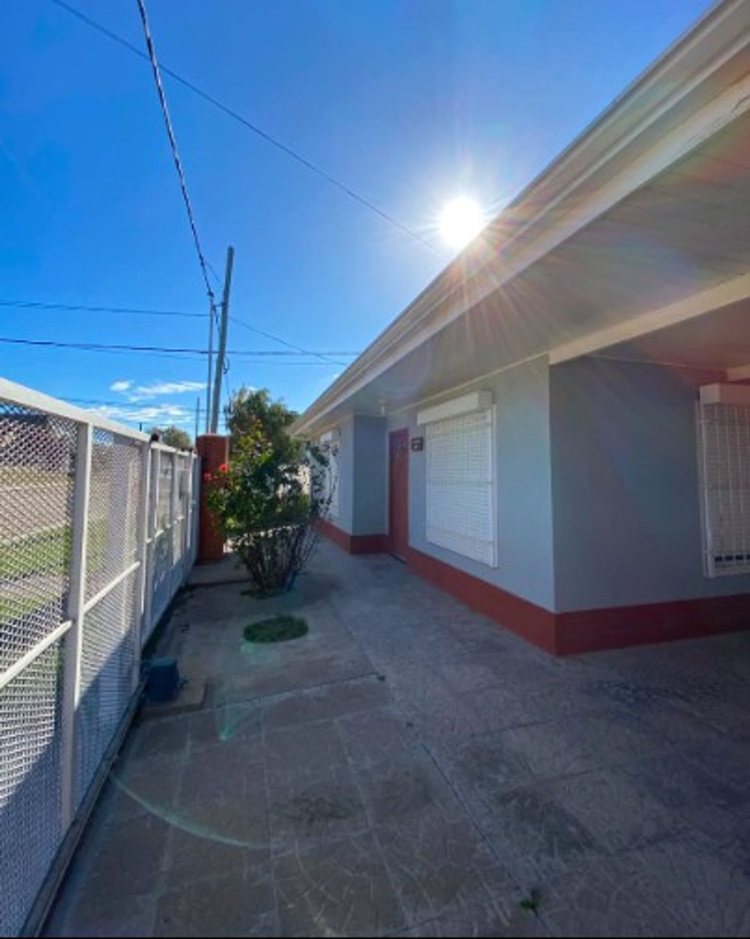 CASA DE 3 DORMITORIOS  BARRIO PALOS VERDES