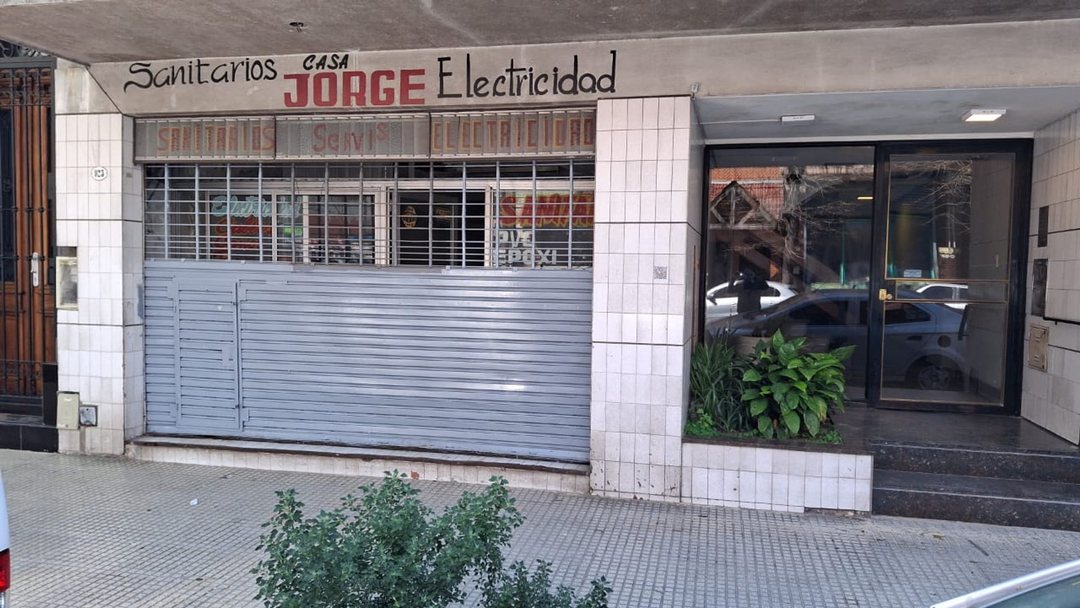 VENTA LOCAL DE NEGOCIO - EXCELENTE UBICACION