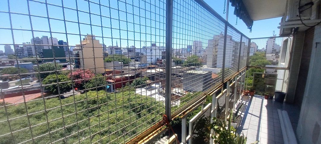 ALQUILERdepartamento 3 amb con balcon corrido