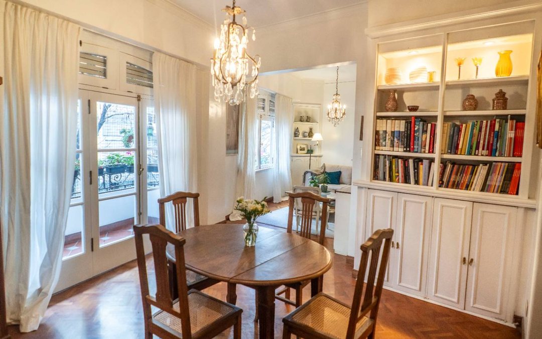 DEPARTAMENTO VENTA 4 AMB.C/DEP. BALCON RECOLETA