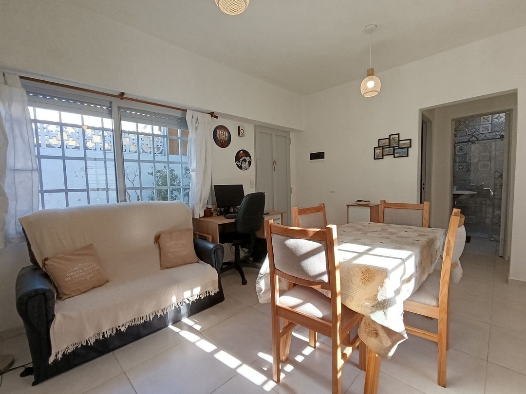 VENTA PH 2 AMBIENTES CON PATIO , HAEDO