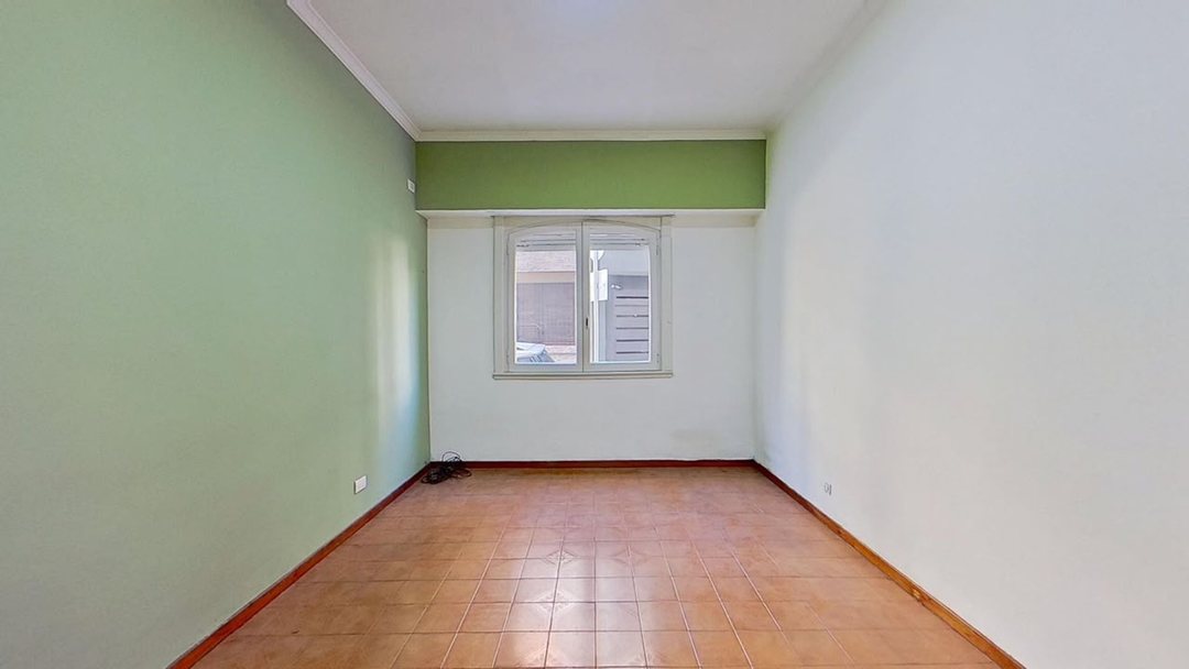 Departamento 3 amb. C/PATIO INTERNO - CABALLITO