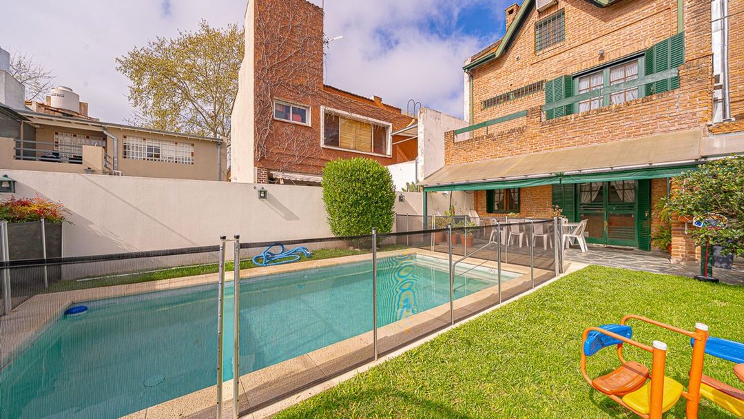VENTA CASA OLIVOS CENTRO 5 AMBIENTES