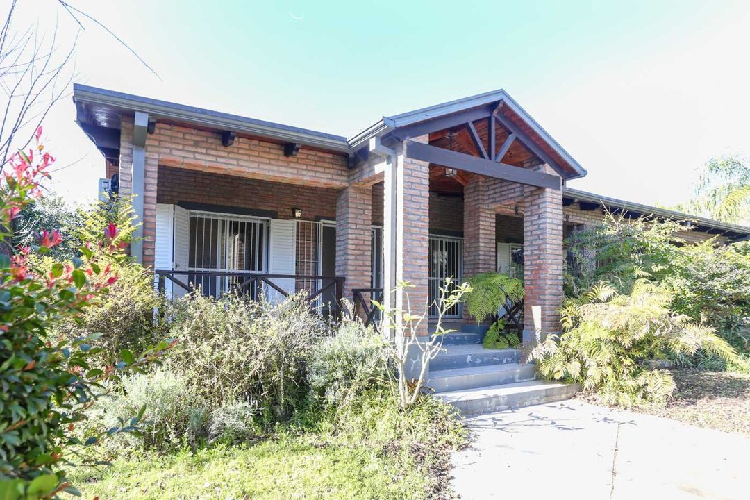 Imperdible casa en Rincón con sorpresas.