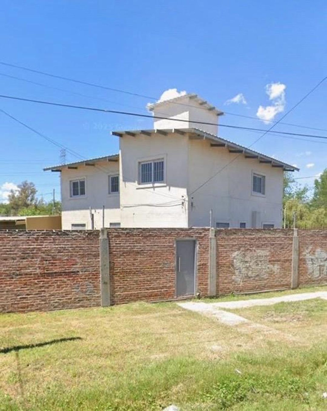 Venta deposito, playon y 5 deptos, Escobar PUERTOS