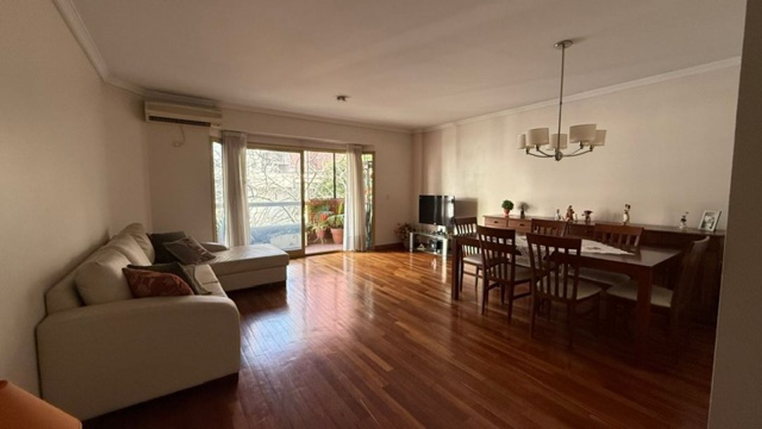 Venta Depto Piso en Belgrano C/Cochera