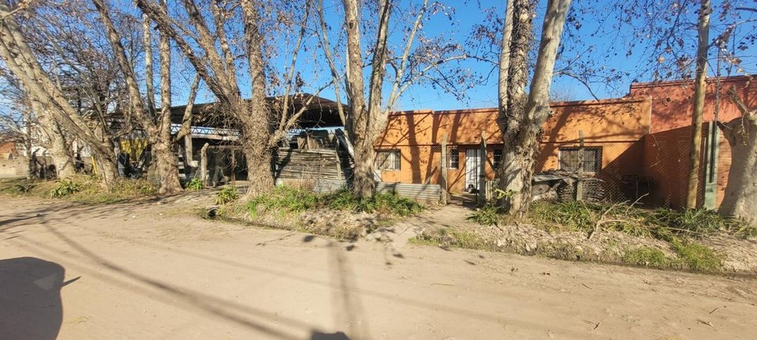 venta fabrica galpon terreno  en lujan