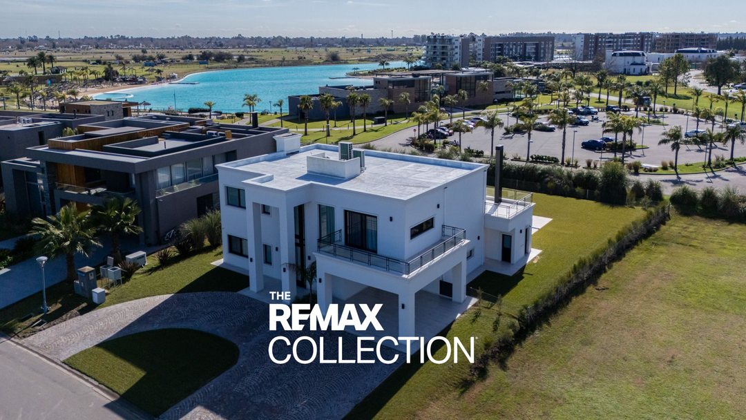 EXCLUSIVA CASA PREMIUM EN TERRALAGOS BARRIO PLAYA