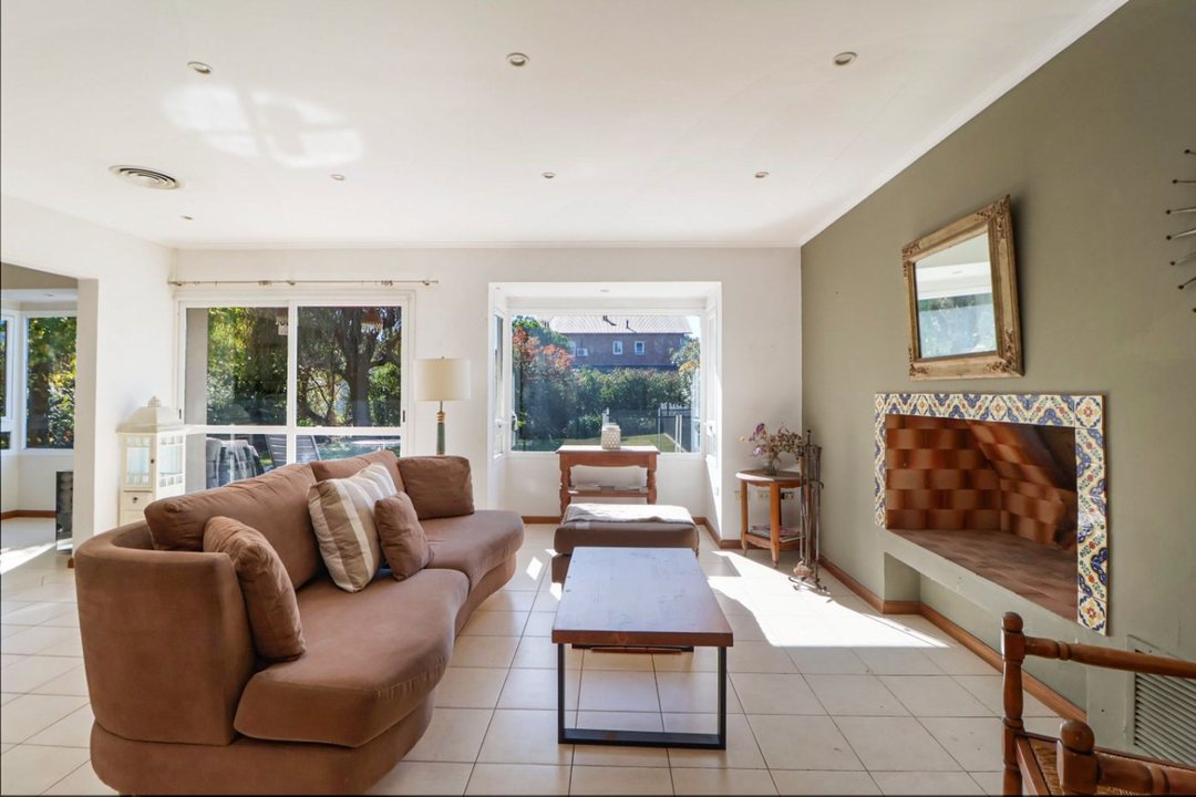 CASA 4 AMBIENTES EN VENTA OMBÚES DE HUDSON PILETA