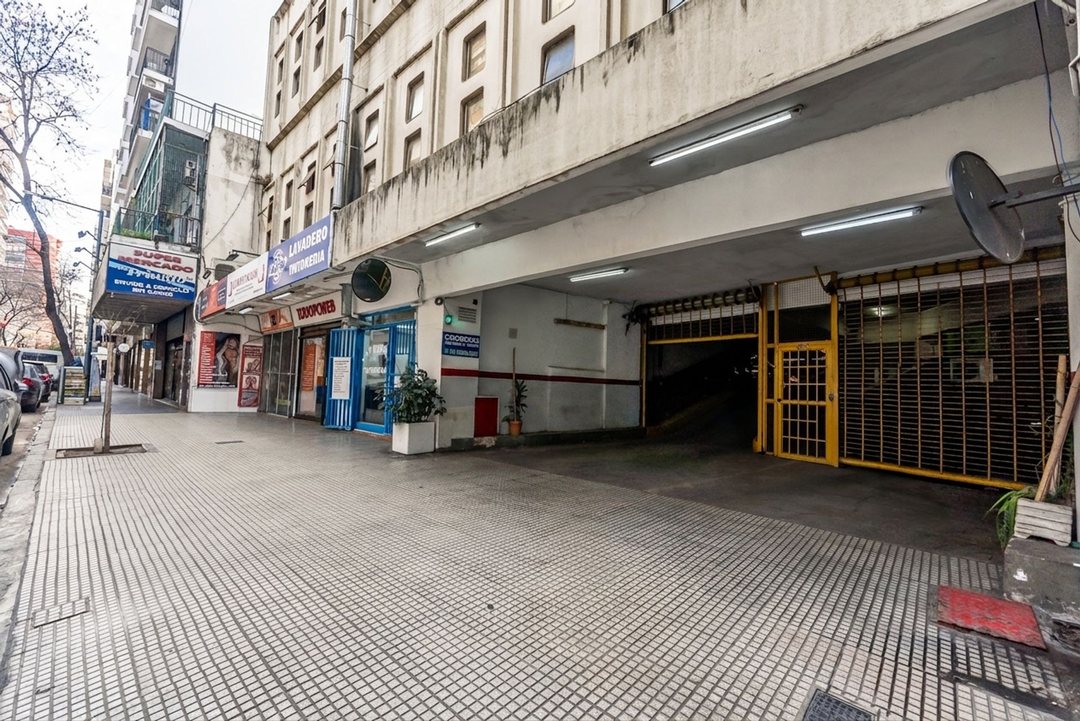 COCHERA EN VENTA EN BARRIO NORTE
