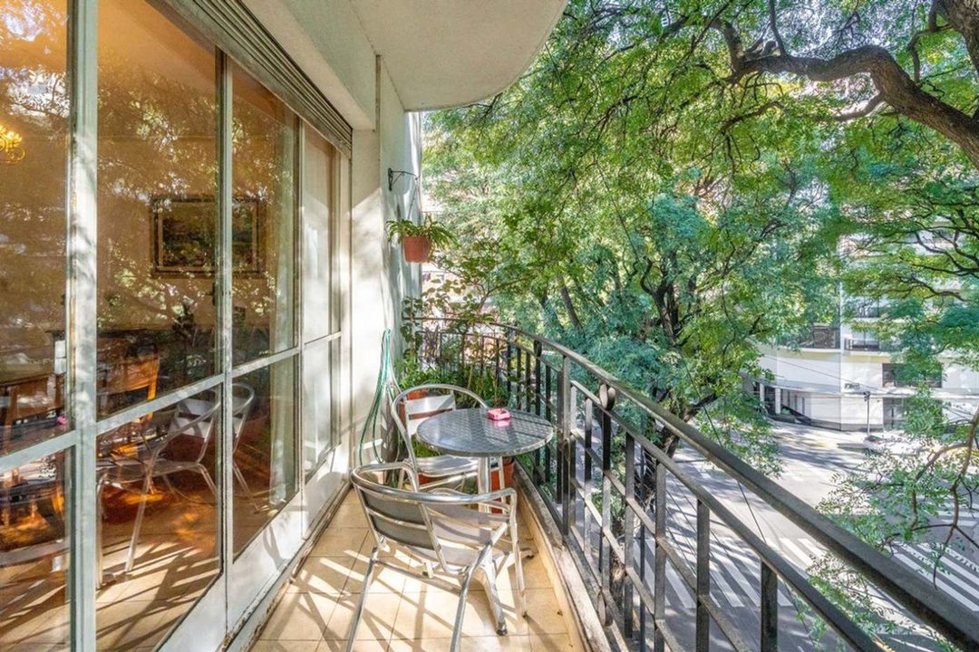 VENTA DE PISO 5 AMB CON COCHERA EN CABALLITO