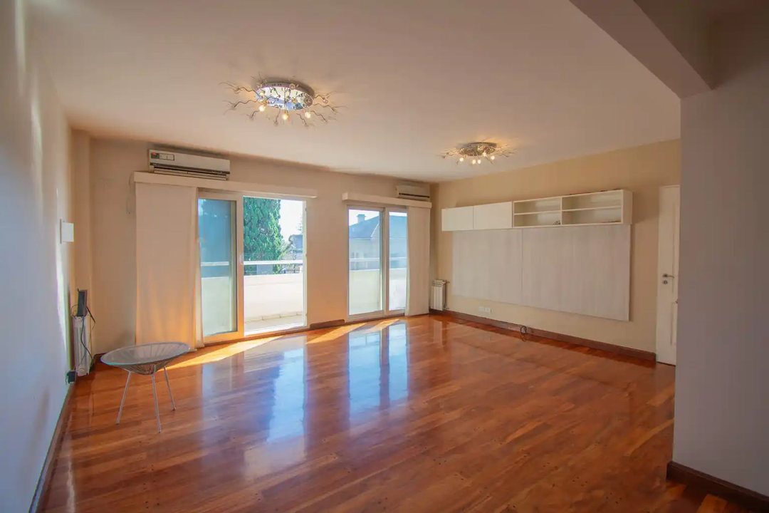 VENTA DEPARTAMENTO PISO 4 AMB  QUILMES CENTRO