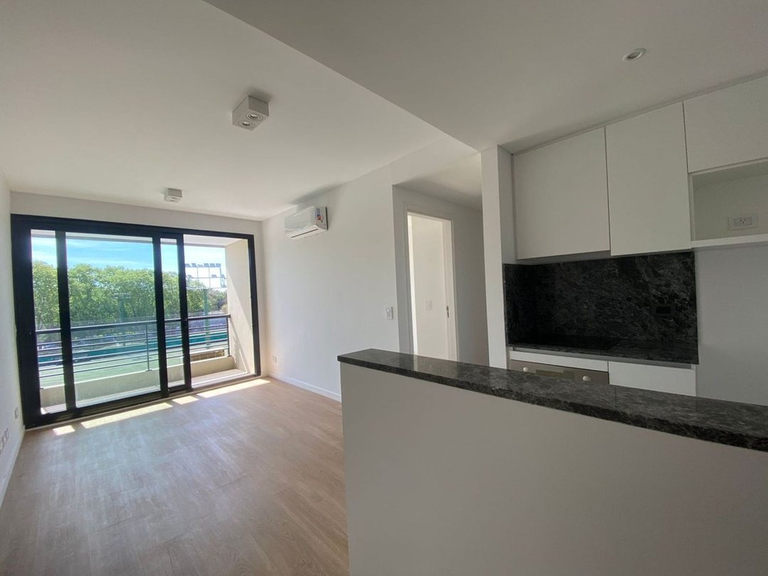 DEPARTAMENTO 2 AMB ALQUILER BELGRANO BALCON BAULER