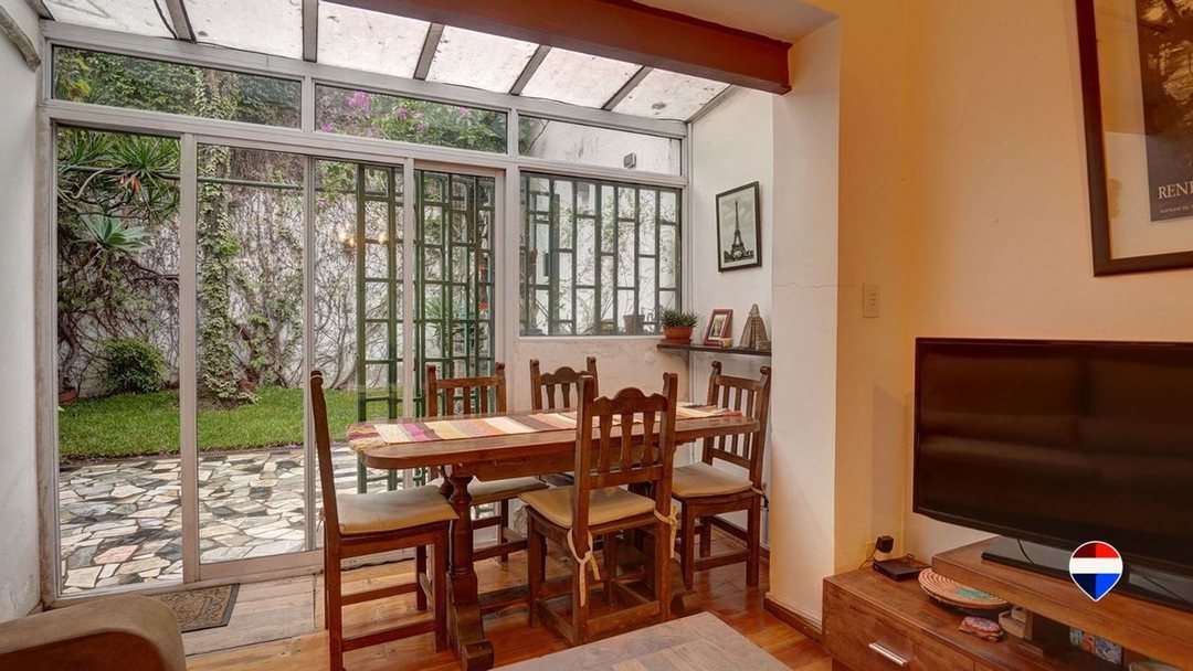 Venta PH 4 ambientes con jardín - Parque Chacabuco