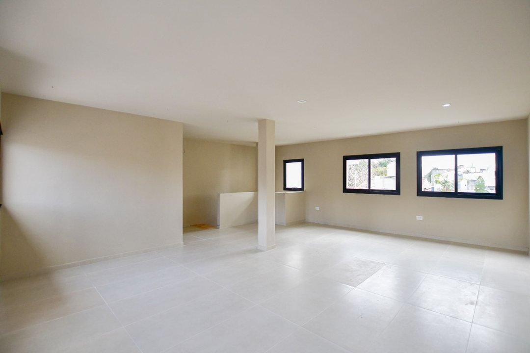 LOCAL COMERCIAL EN ALQUILER LA PLATA