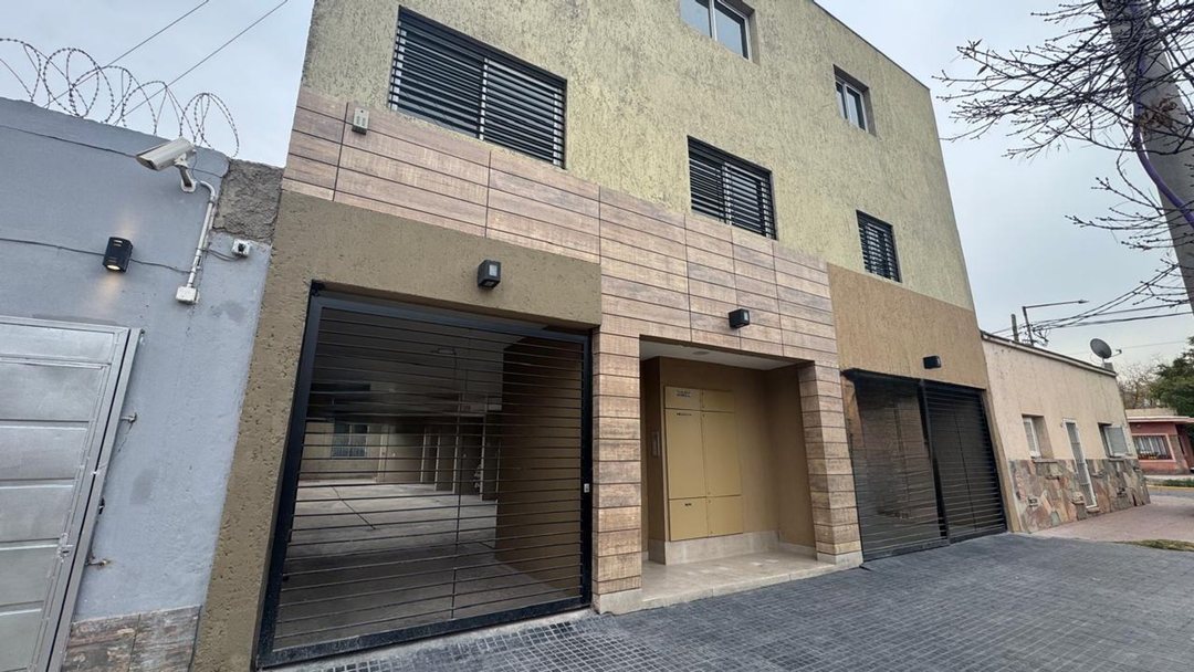 VENDE DEPARTAMENTO PLANTA BAJA DORREGO