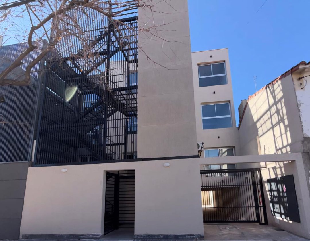 VENTA DPTO GODOY CRUZ A ESTRENAR UN DORM Y COCHERA