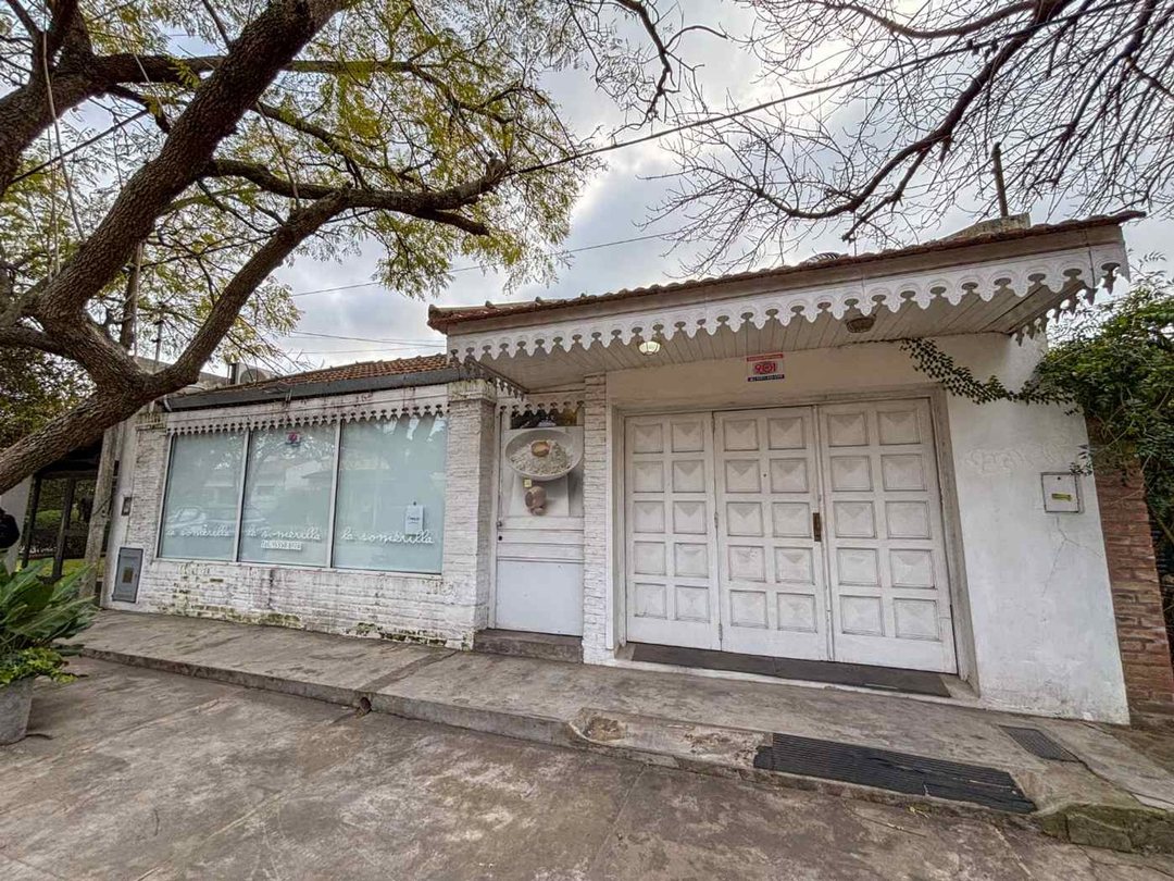 CASA EN VENTA 2 DORMITORIOS - CITY BELL