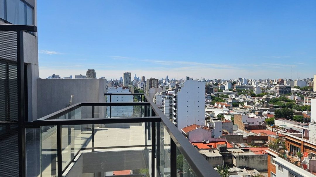 VENTA MONOAMBIENTE BALCON TERRAZA LUZ SUM LAUNDRY
