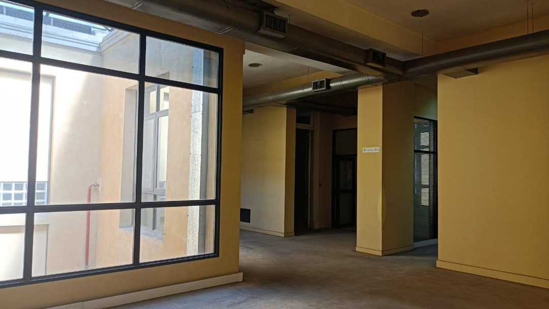 Venta edificio de 5 plantas 1160 m2