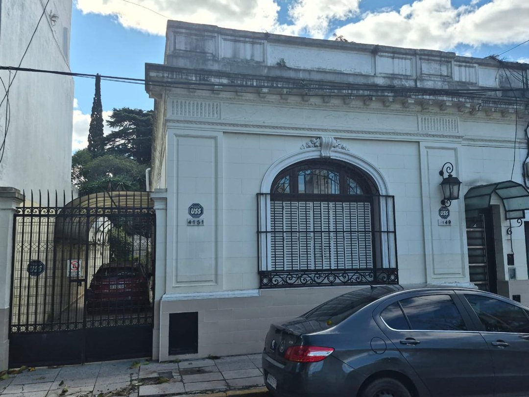 Venta de Casa c Cochera Jardin Playroom y Terraza
