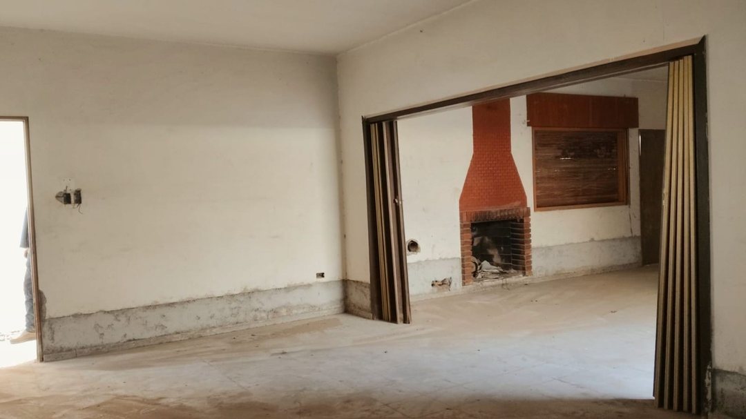 CASA DE 3 HABITACIONE. A REFACCIONAR. SANTA LUCIA
