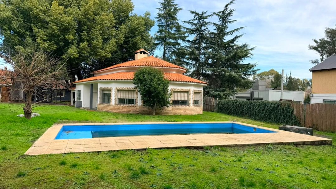 CASA EN VENTA EN LA REJA  MORENO