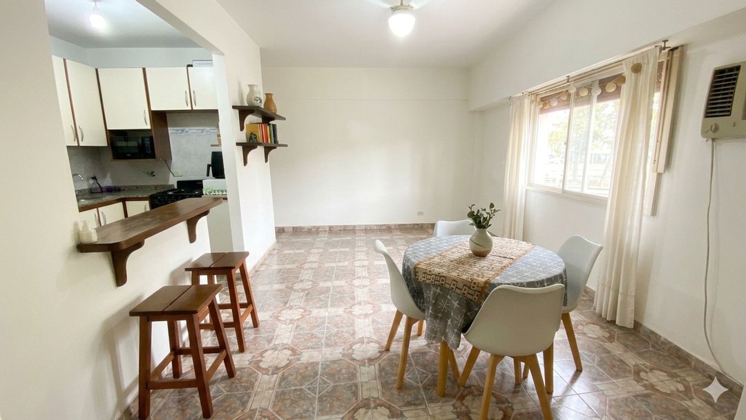 Venta Depto 3 Amb Sáenz Peña 2 piso por escalera