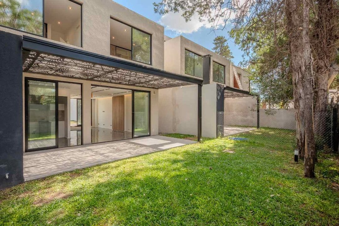 VENTA PH A ESTRENAR 4 AMB PQUE LELOIR APT CREDITO