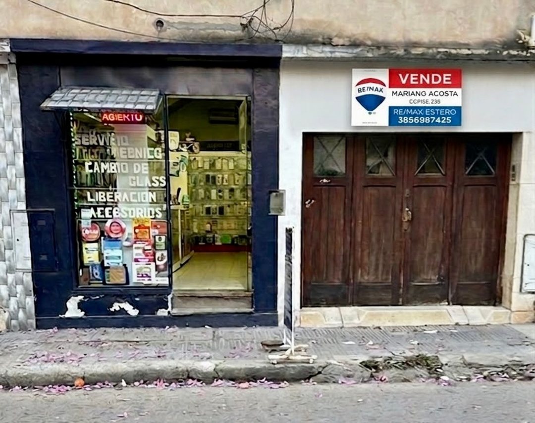 VENTA DE PH CENTRICO CON COCHERA Y LOCAL DE 3X9