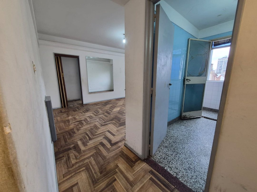 VENTA DEPARTAMENTO 2 AMB ALMAGRO A REFACCIONAR