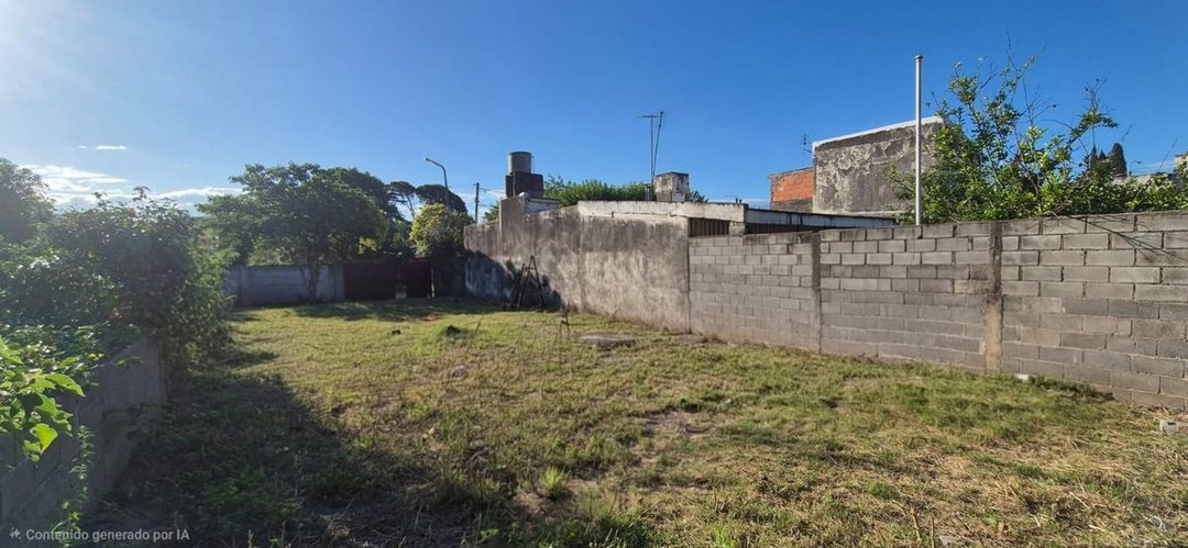 TERRENO 300 M2 EN EL CENTRO DE LA CALERA