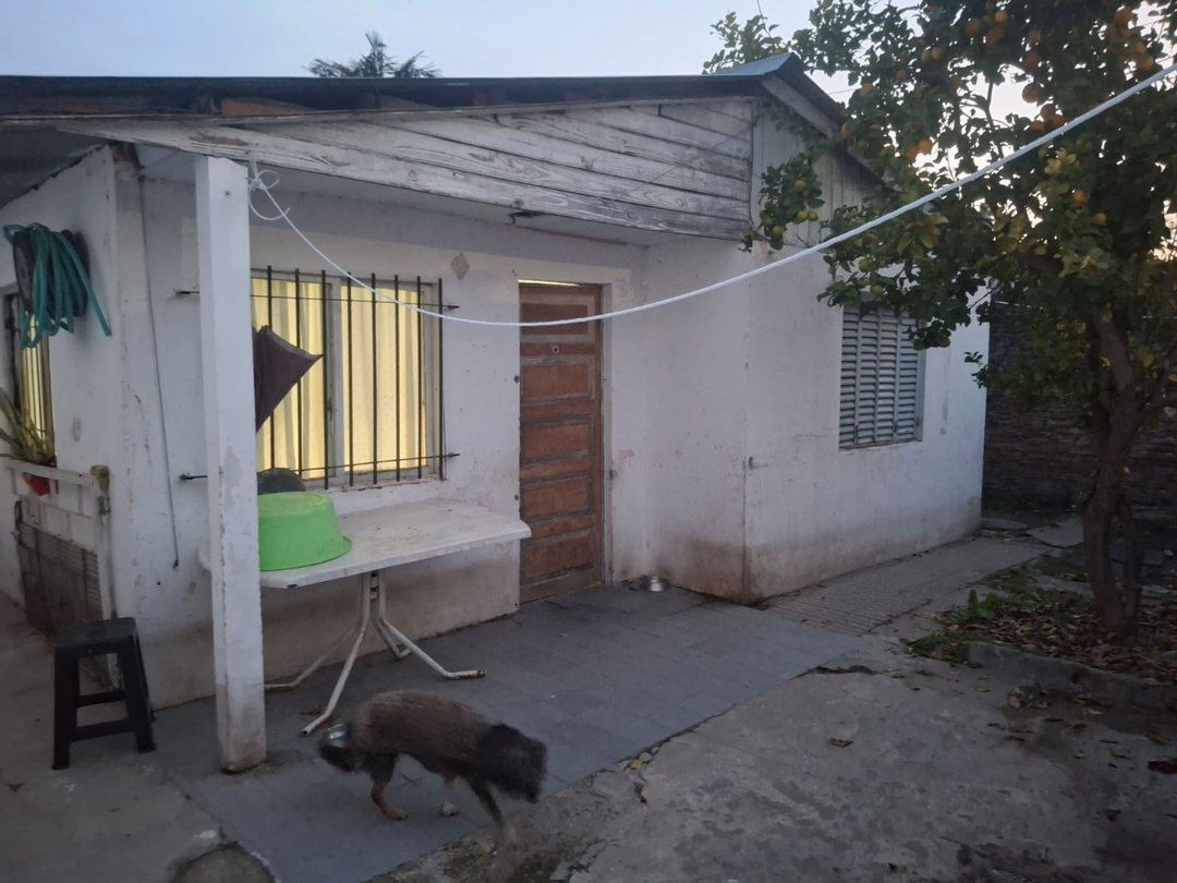 PH 3 AMBIENTES EN VENTA A REFACCIONAR EN LOMAS.