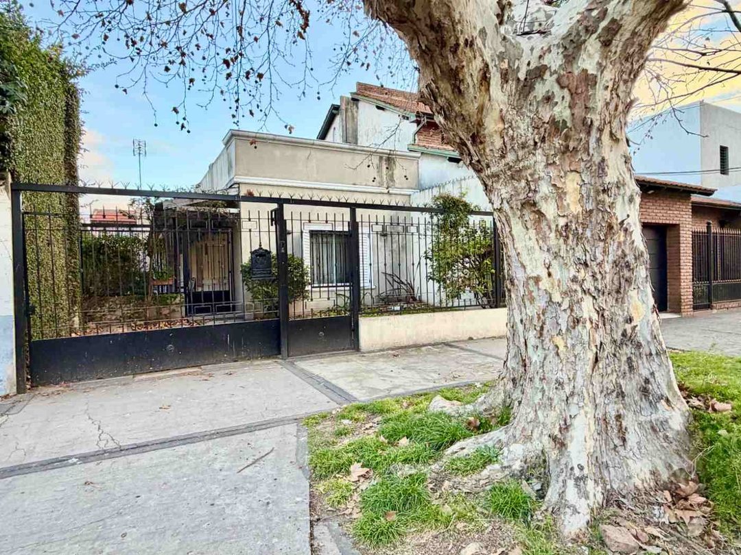 casa 5 amb en venta Banfield