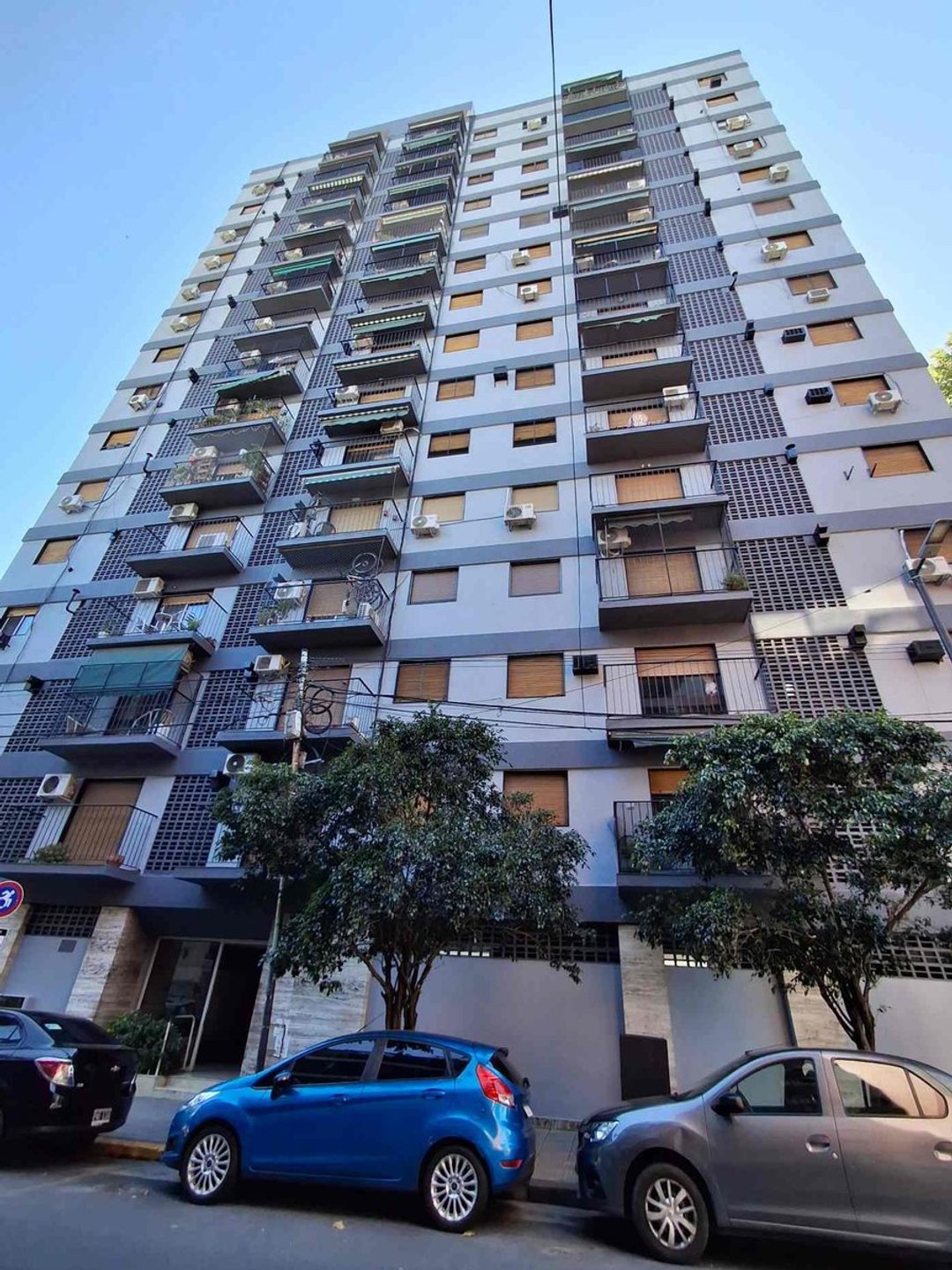 Venta 4 ambiente al frente en Caballito