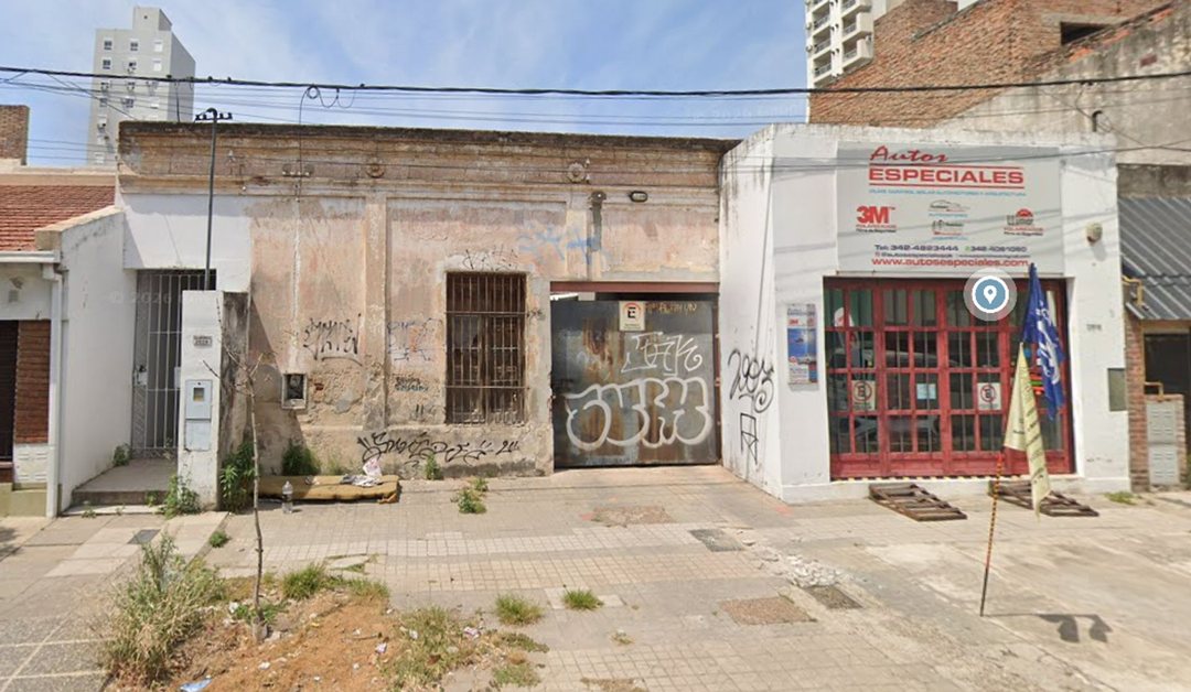 Gran terreno para desarrollo. Barrio Constituyente