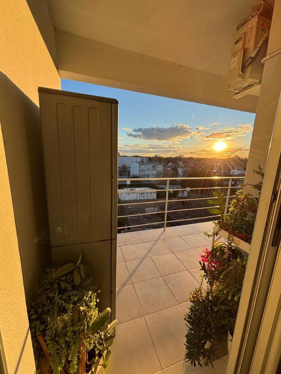 DEPARTAMENTO EN VENTA ALBERDI 1 DORMITORIO BALCÓN