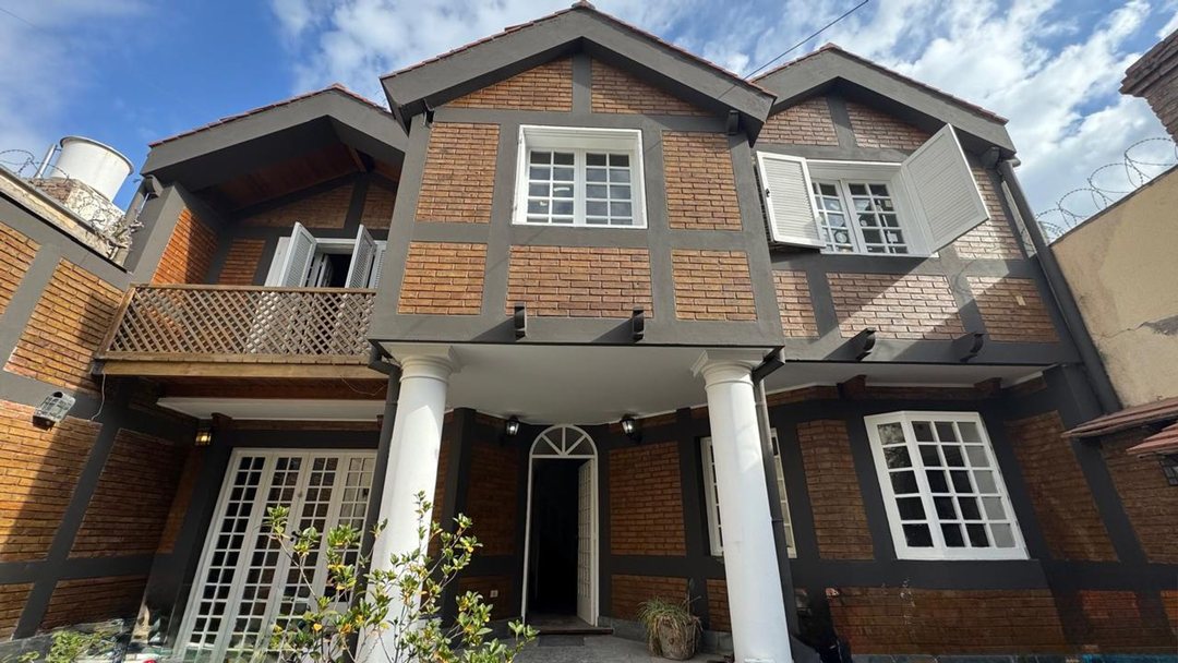VENDE CASA SEXTA SECCION