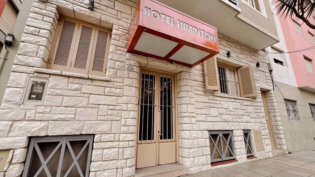 VENTA HOTEL EN LA PERLA 44 HAB A 150MTS DEL MAR