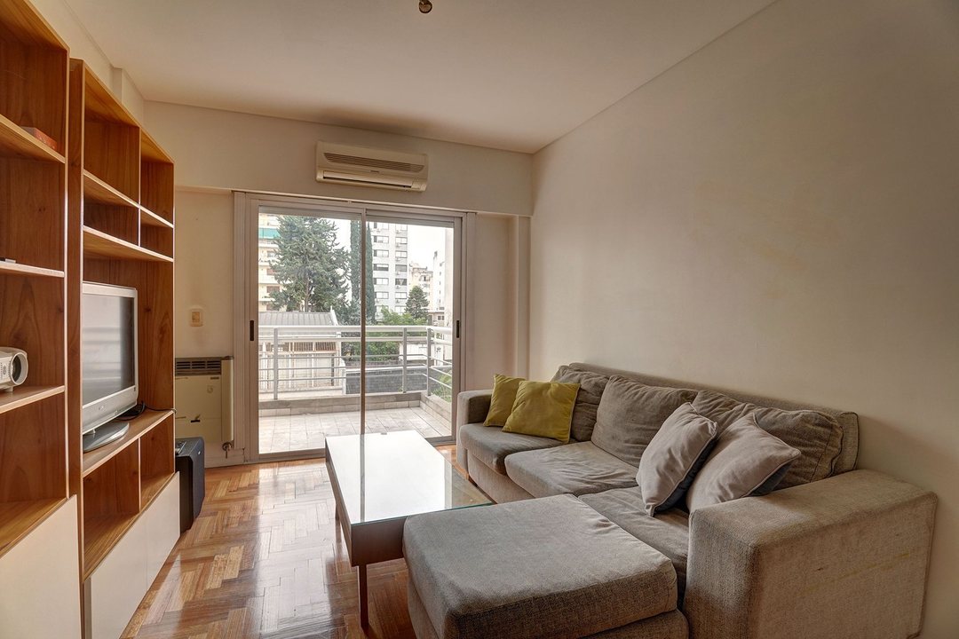 VENTA 3 AMBIENTES PARQUE CHACABUCO COCHERA BALCON