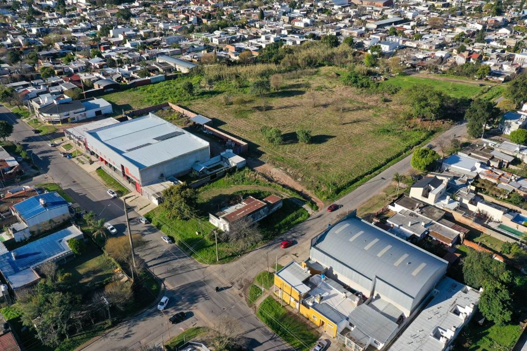Terreno de 4920 m2 - O'higgins y Garrigó