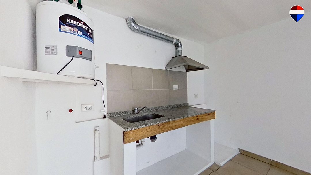 VENTA DEPTO 2 AMB CON PATIO Y TERRAZA SARANDI