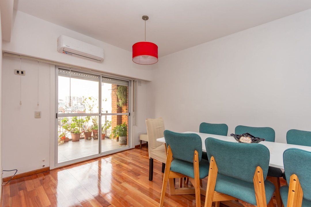 Venta Depto 3 ambientes con cochera fija y balcon