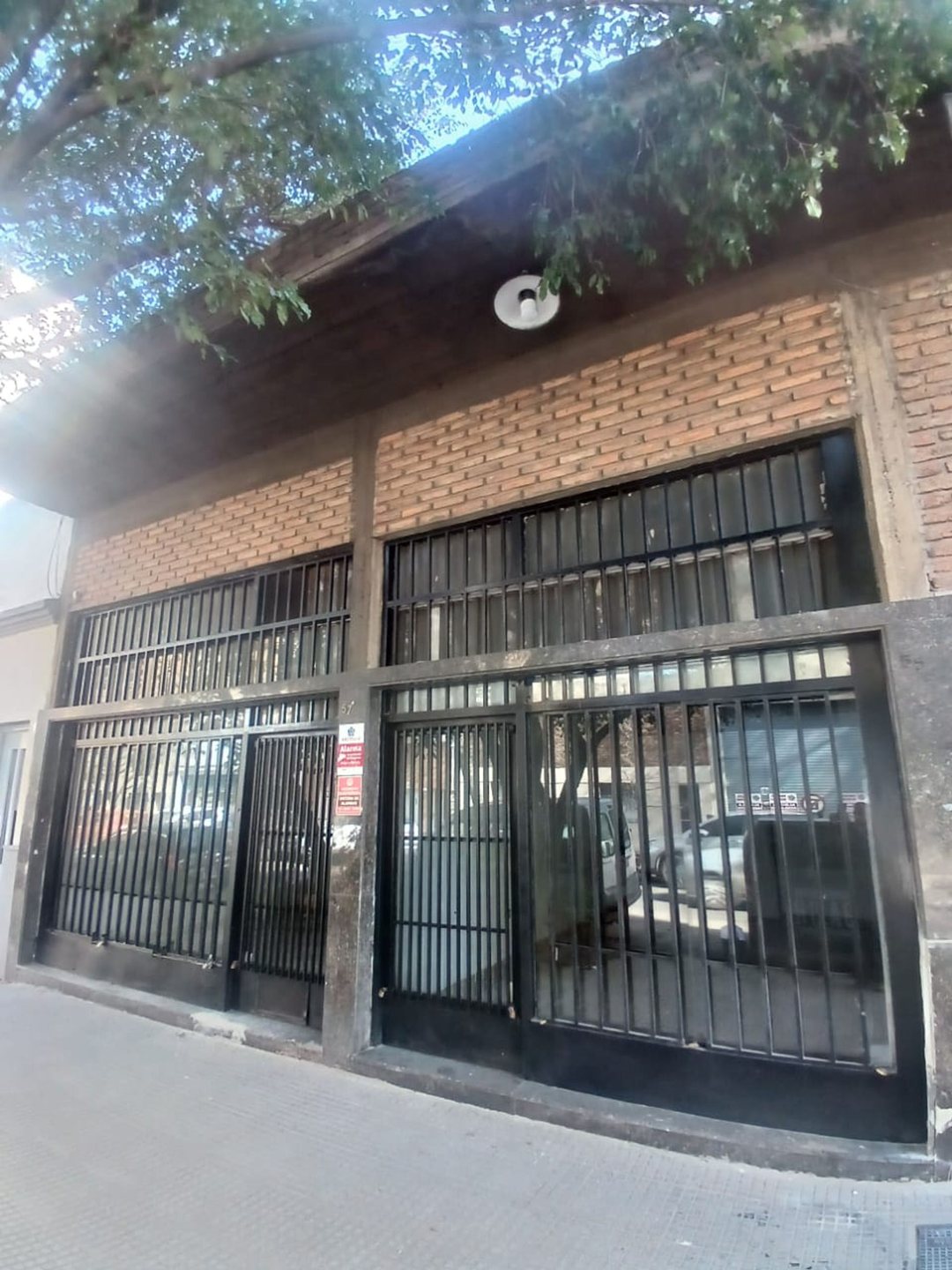2 LOCALES/DEPOSITO ALQUILER FLORESTA COMERCIAL