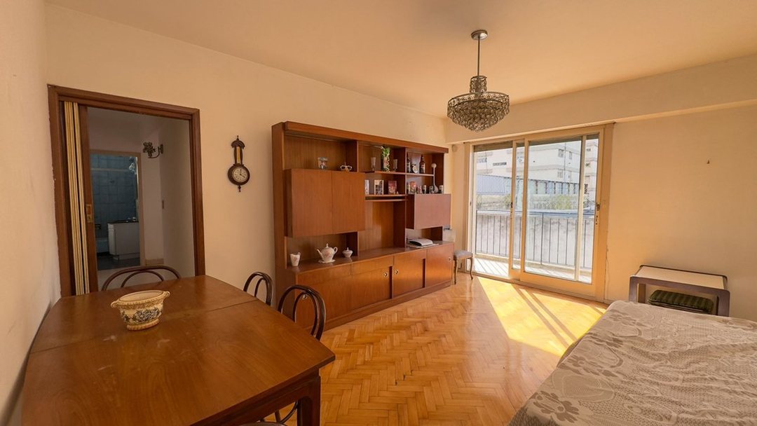 VENTA DEPARTAMENTO 3 AMBIENTES MONTE CASTRO BALCÓN