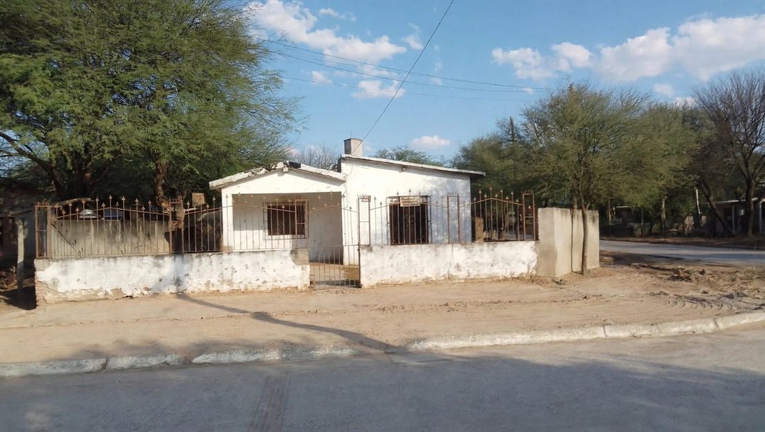 CASA EN VENTA -CLODOMIRA DEPARTAMENTO BANDA-