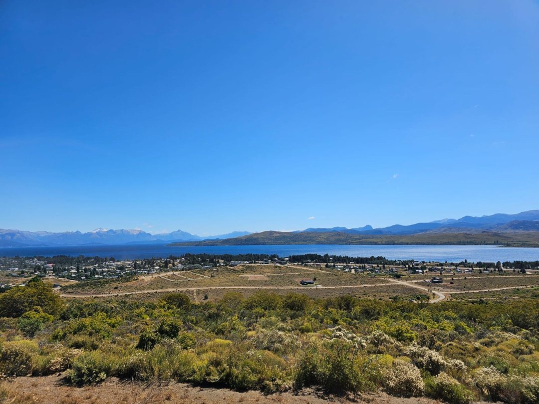 1280 m² con vista al lago: tu lugar soñado