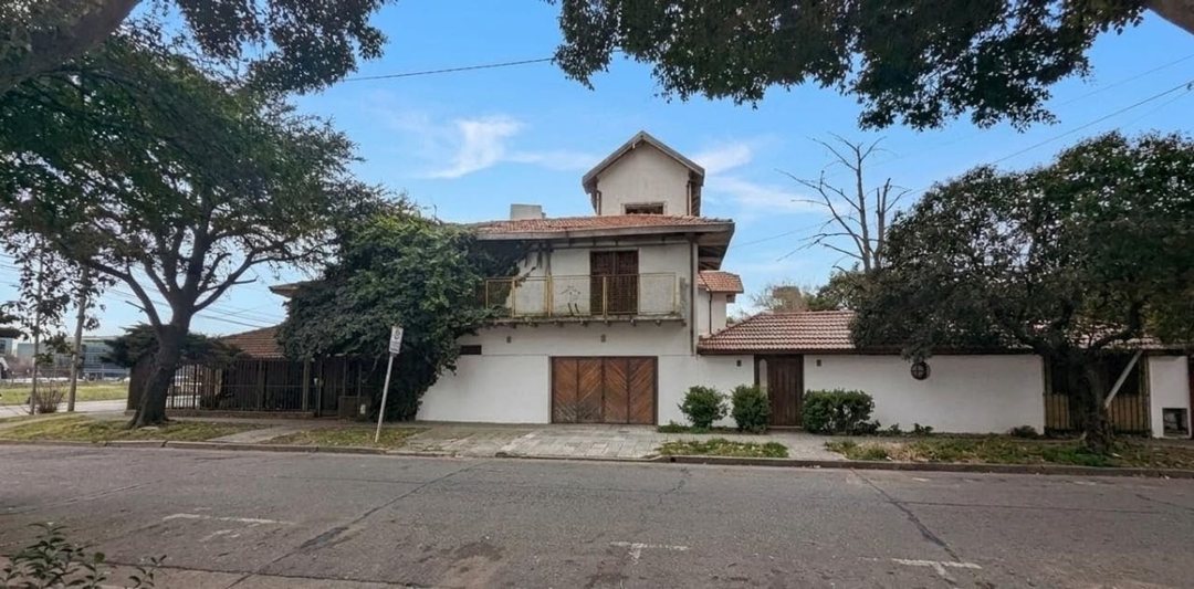 Venta Comercio 906m2 Panam casi Thames San Isidro